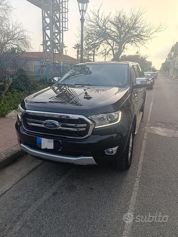 Usata Ford Ranger Limited 170 CV (125 kW) 2020 Nero Pick-up