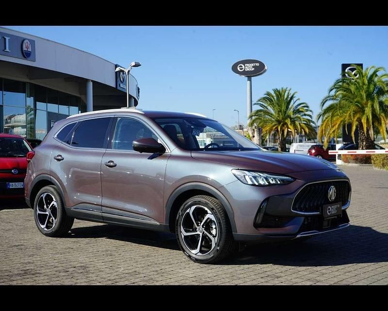 Usata MG HS Luxury 162 CV (119 kW) 2024 Iron oxide gray SUV