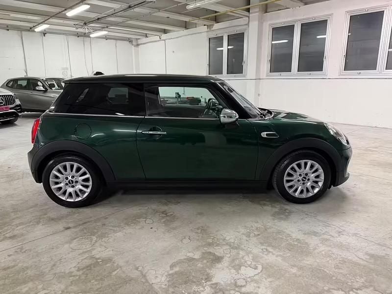 Usata Mini ONE 101 CV (74 kW) 2016 Verde Utilitaria