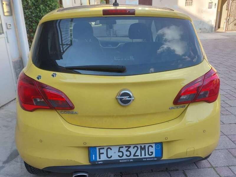 Usata Opel Corsa S 95 CV (69 kW) 2016 Giallo Berlina