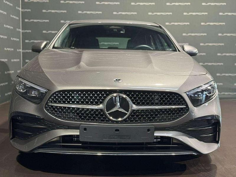 Usata Mercedes A200 Advanced Plus 150 CV (110 kW) 2025 Grigio scuro Berlina