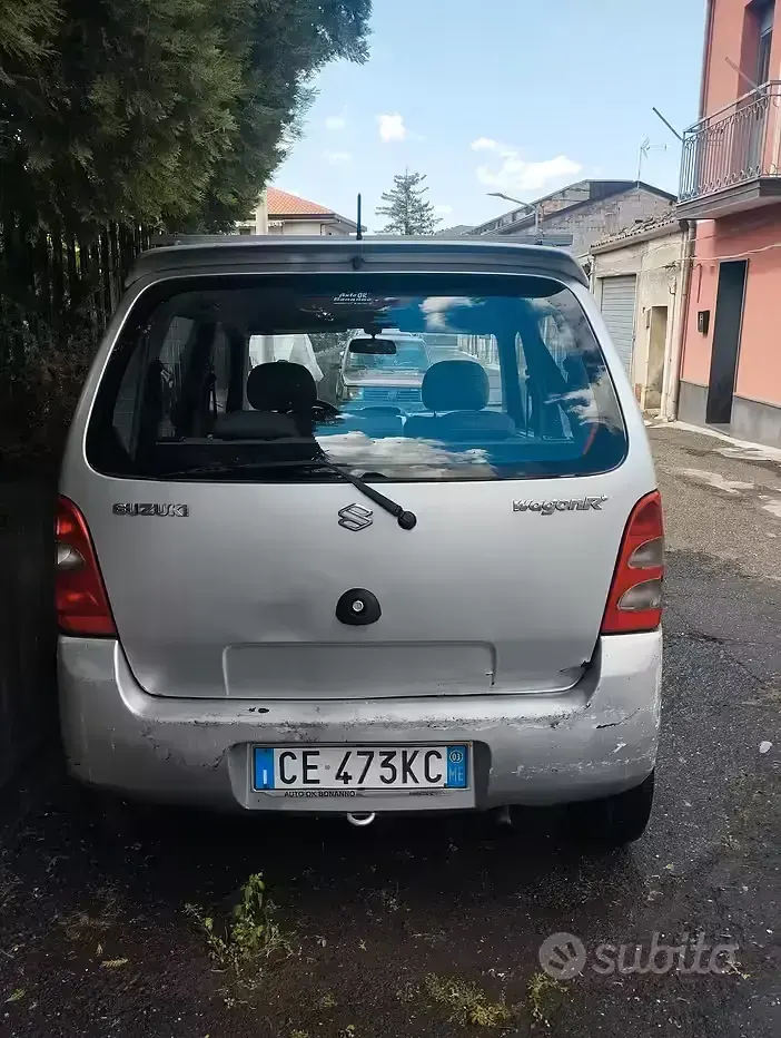 Usata Suzuki Wagon R 76 CV (55 kW) 2003 Grigio Monovolume