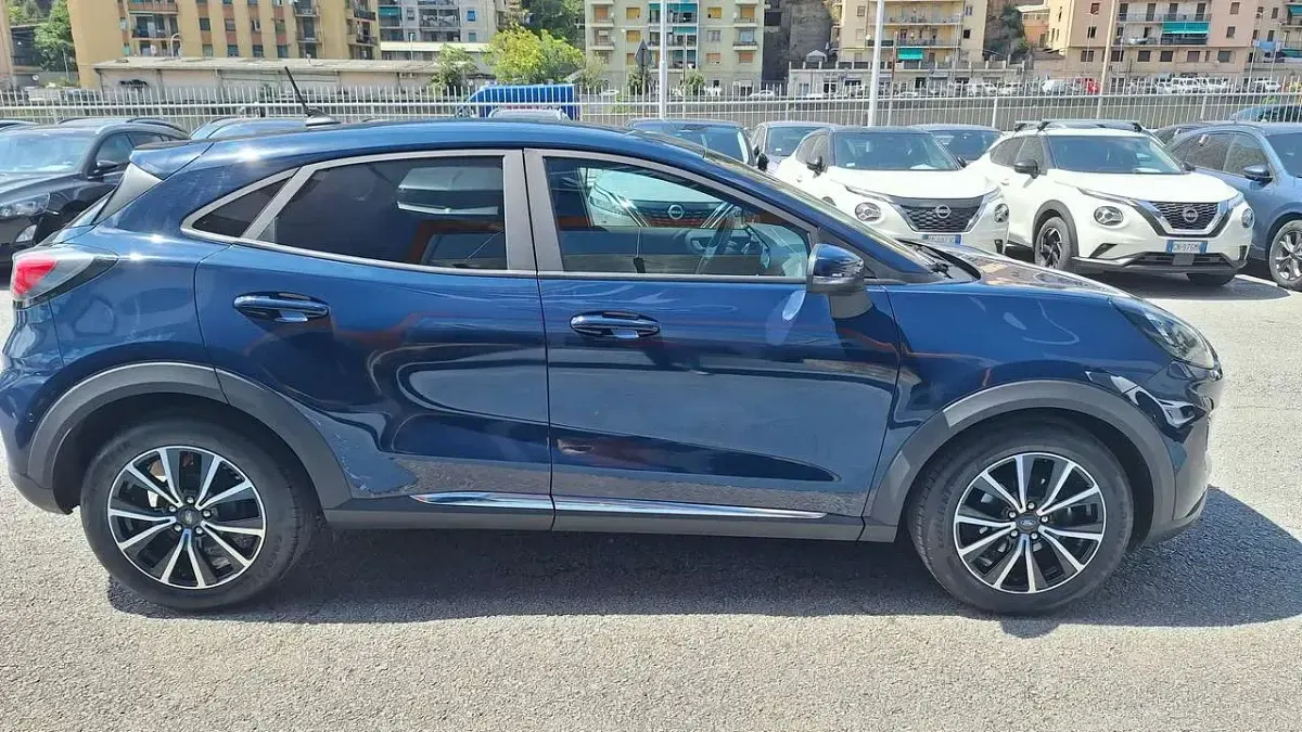 Usata Ford Puma Titanium 125 CV (91 kW) 2023 Blu/azzurro SUV