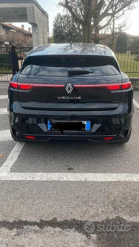 Usata Renault Mégane 2023 Nero Berlina