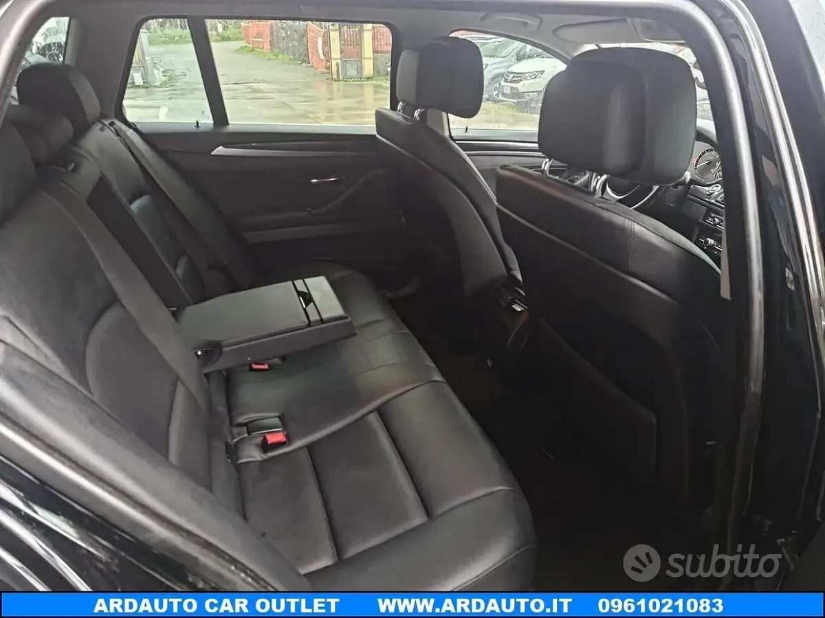 Usata BMW 520 184 CV (135 kW) 2013 Nero Station wagon