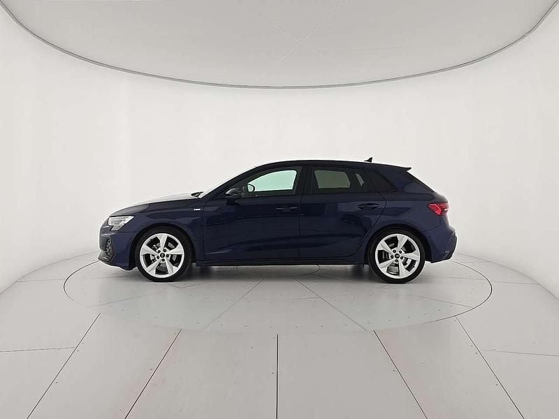 Usata Audi A3 Sportback S-Line 150 CV (110 kW) 2025 Blu/azzurro Utilitaria