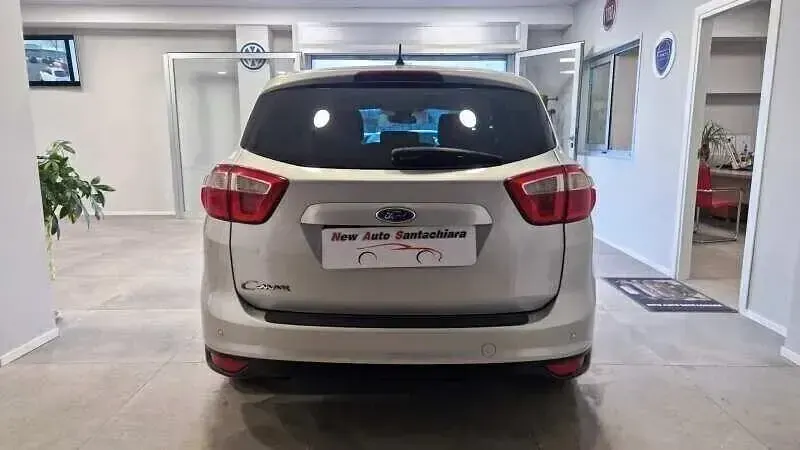 Begagnad Ford C-MAX Titanium 116 HK (85 kW) 2013 Silver Minibuss