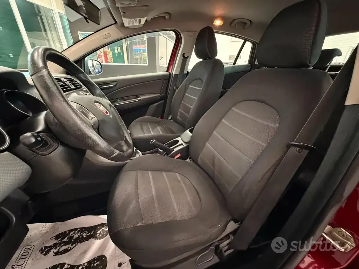 Usata Fiat Bravo Emotion 90 CV (66 kW) 2011 Rosso Utilitaria