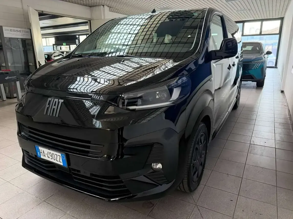 Usata Citroën Spacetourer 170 CV (125 kW) 2025 Nero Monovolume