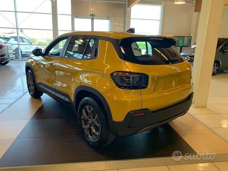 Usata Jeep Avenger Longitude 101 CV (74 kW) 2023 Giallo SUV