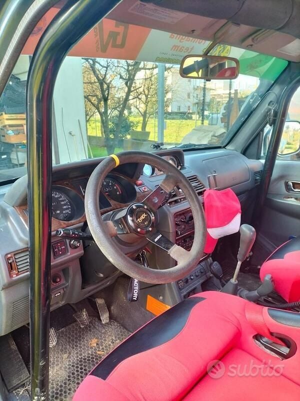 Usata Mitsubishi Pajero 100 CV (73 kW) 1997 Blu SUV
