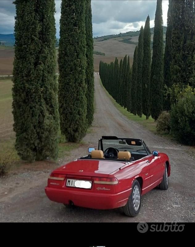 Rosso Usata 1990 Alfa Romeo Spider Cabrio | 26.500 € - Immagine 1/4