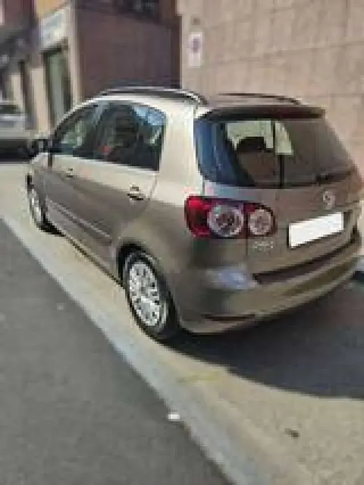 Usata VW Golf Plus 102 CV (75 kW) 2012 Oro Monovolume