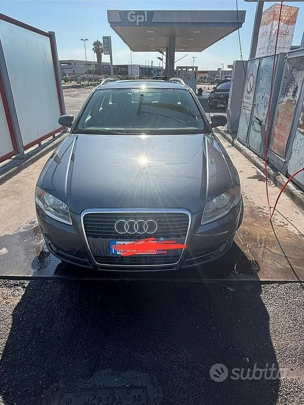 Usata Audi A4 200 CV (147 kW) 2005 Grigio Station wagon