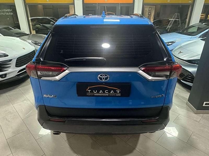 Usata Toyota RAV4 Hybrid Active 218 CV (160 kW) 2020 Blu/azzurro SUV