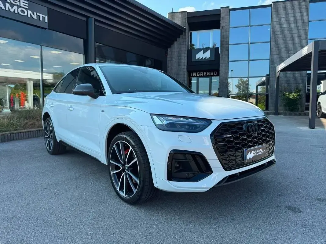 Usata Audi Q5 Sportback S-Line 204 CV (150 kW) 2022 Bianco SUV
