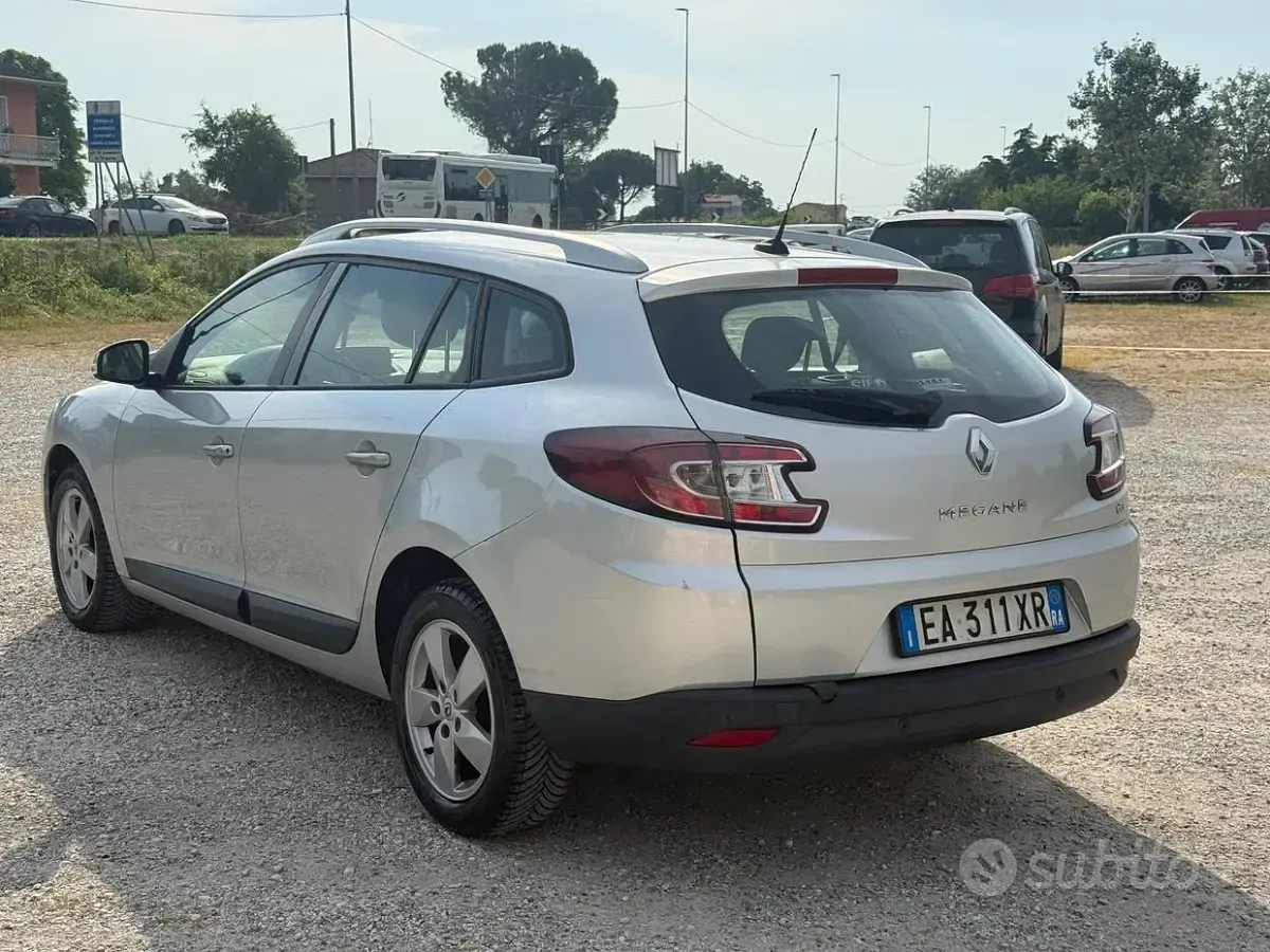 Usata Renault Mégane GrandTour Luxe 110 CV (80 kW) 2010 Grigio Station wagon