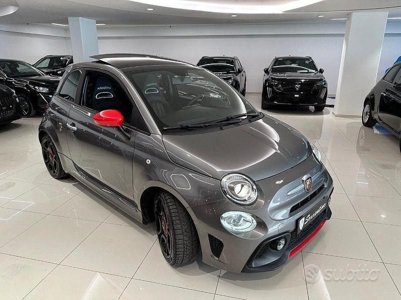 Usata Abarth 595 Pista 160 CV (117 kW) 2018 Gray Utilitaria