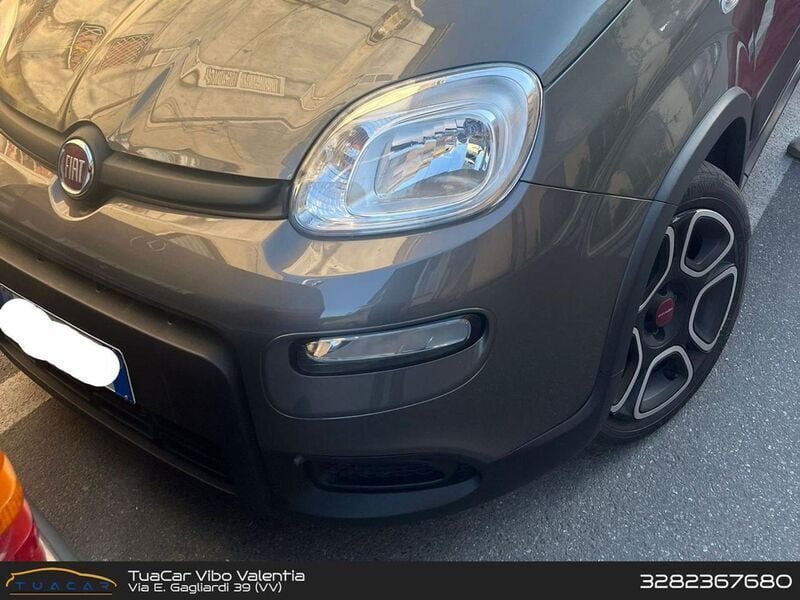 Gray Usata 2022 Fiat Panda City Life Due volumi | 13.120 € - Immagine 1/4