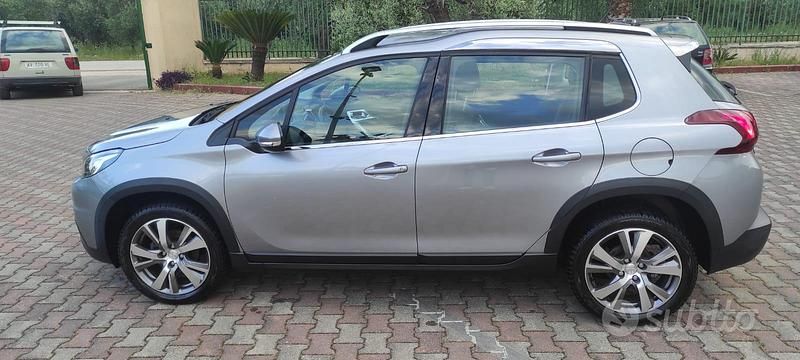 Usata 2019 Peugeot 2008 SUV | 10.500 € (Ottimo prezzo) - Immagine 1/4