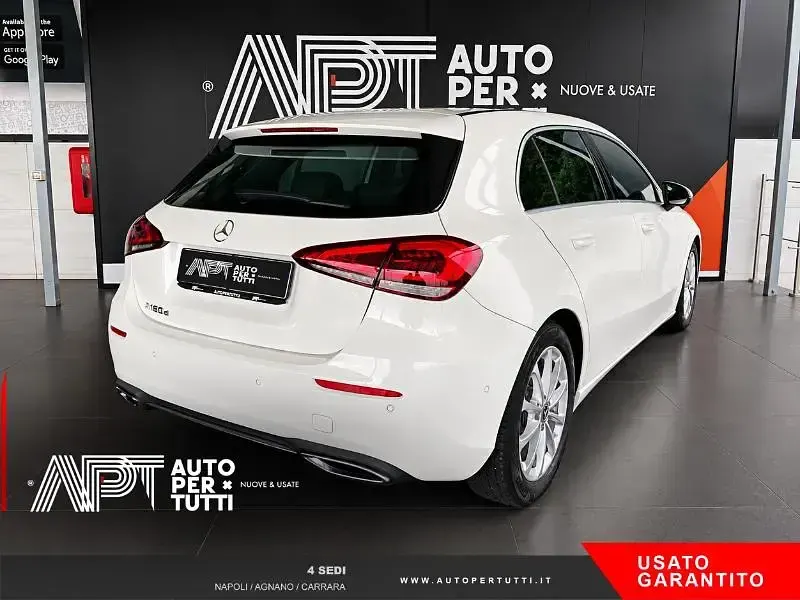 Usata Mercedes A180 116 CV (85 kW) 2020 Bianco Berlina