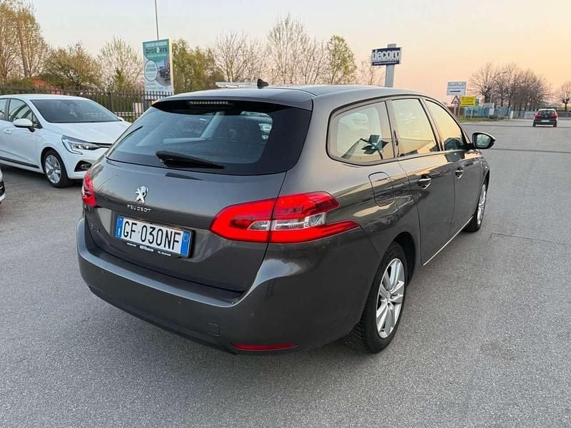 Usata Peugeot 308 Business-Line 131 CV (96 kW) 2021 Grigio Station wagon