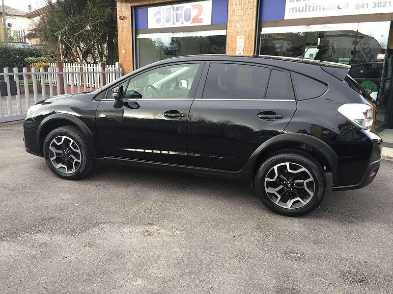 Usata Subaru XV Style 114 CV (83 kW) 2016 Nero SUV