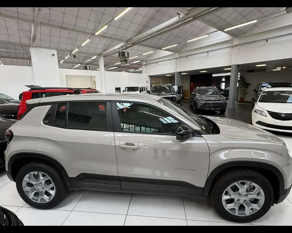 Nuova Jeep Avenger Altitude 101 CV (74 kW) 2026 Stone SUV