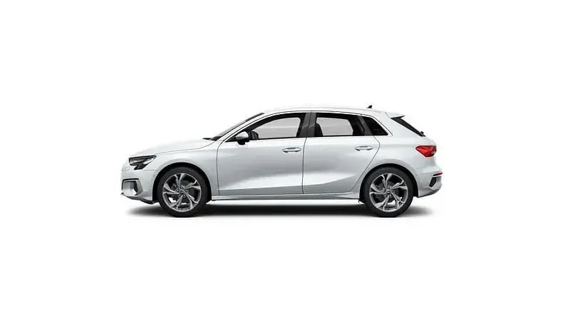 Usata Audi A3 Sportback Business 116 CV (85 kW) 2024 Utilitaria