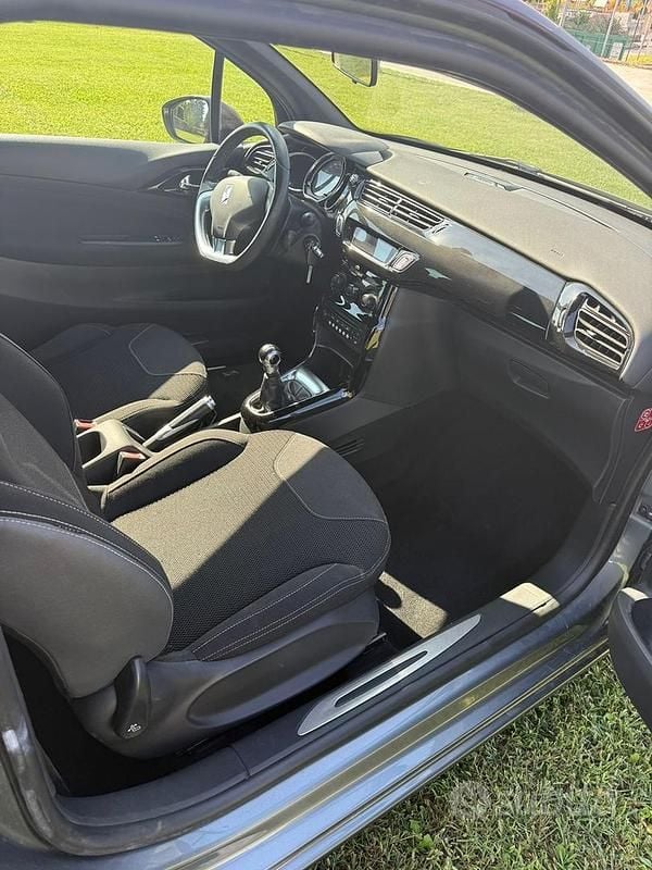 Occasion Citroën DS3 92 ch (67 kW) 2015 Gris Berline