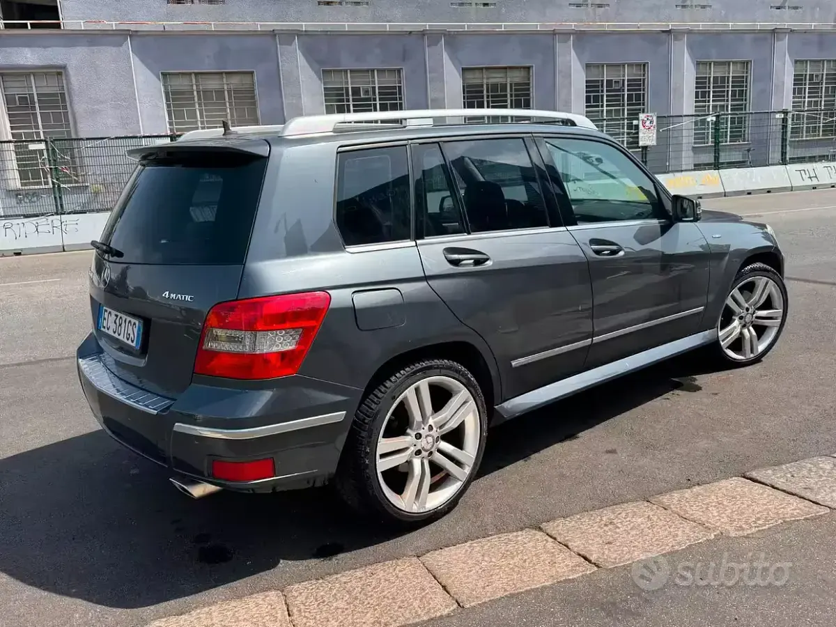 Usata Mercedes GLK220 170 CV (125 kW) 2012 Nero SUV