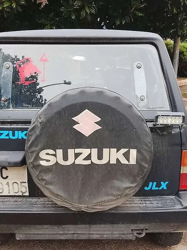 Usata Suzuki Vitara 82 CV (60 kW) 1992 Nero SUV