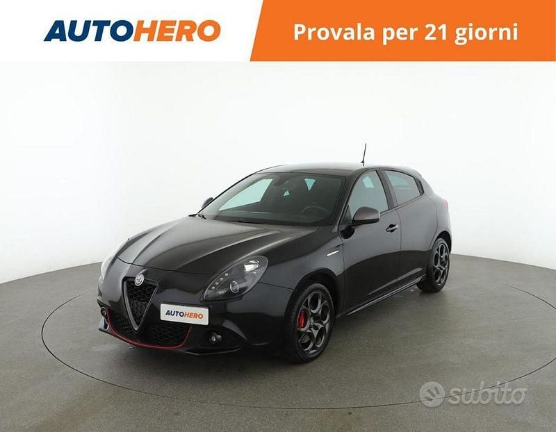 Nero Usata 2018 Alfa Romeo Giulietta Super Tre volumi | 13.099 € (Buon prezzo) - Immagine 1/2