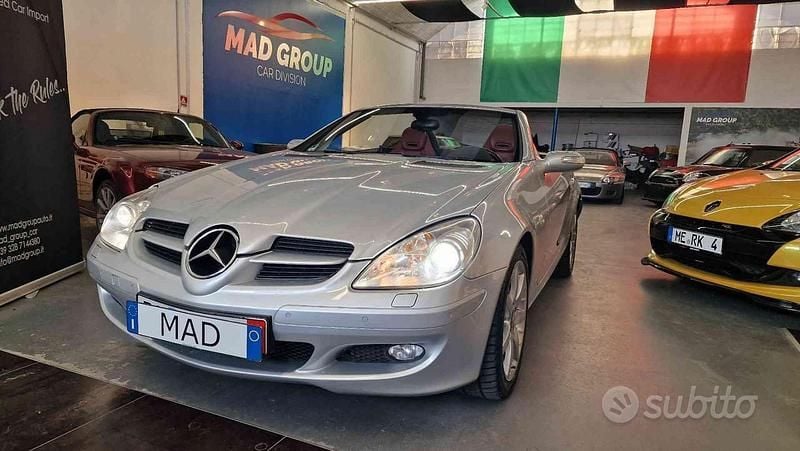 Usata Mercedes SLK350 272 CV (200 kW) 2006 Grigio Cabrio