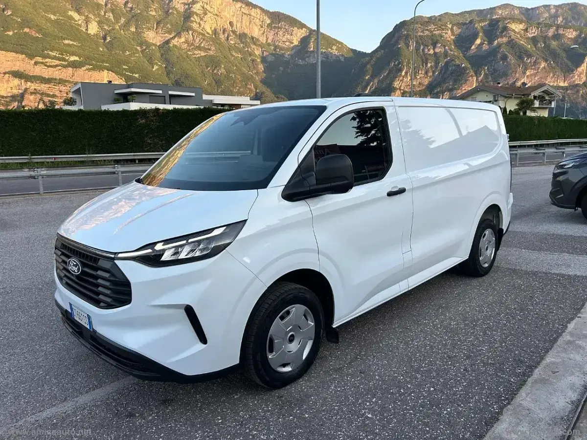 Usata Ford Transit Trend 136 CV (100 kW) 2024 Bianco Berlina