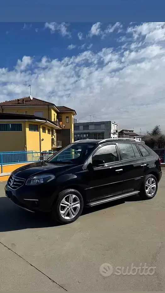 Usata Renault Koleos 150 CV (110 kW) 2011 Nero SUV