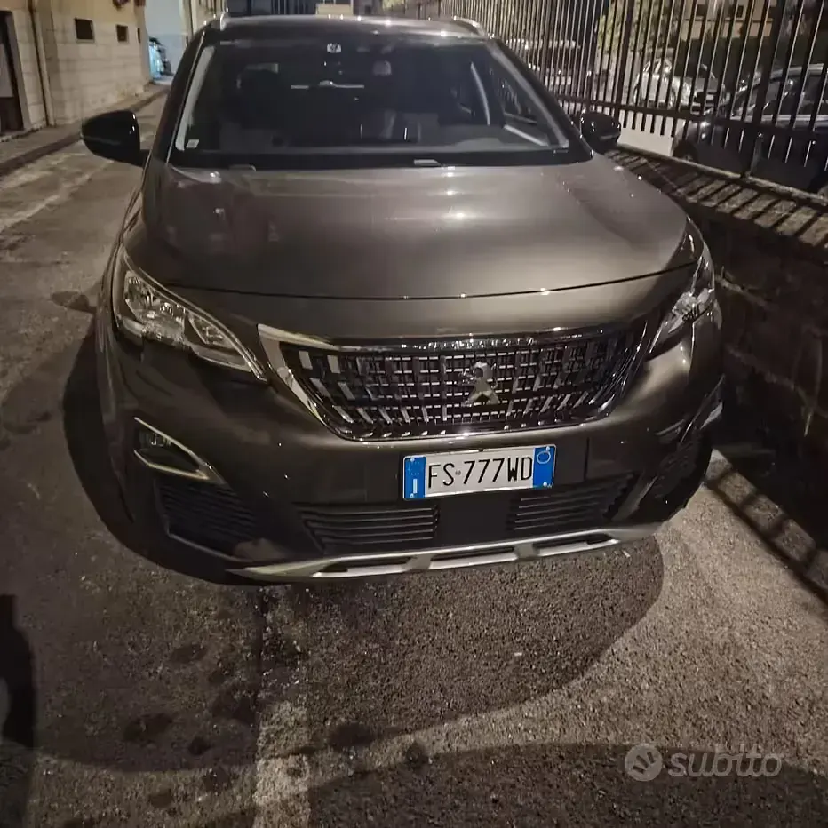 Usata Peugeot 3008 131 CV (96 kW) 2019 SUV