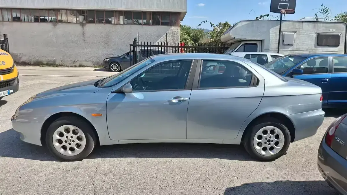 Usata Alfa Romeo 156 Progression 116 CV (85 kW) 2003 Bluazzurro Berlina