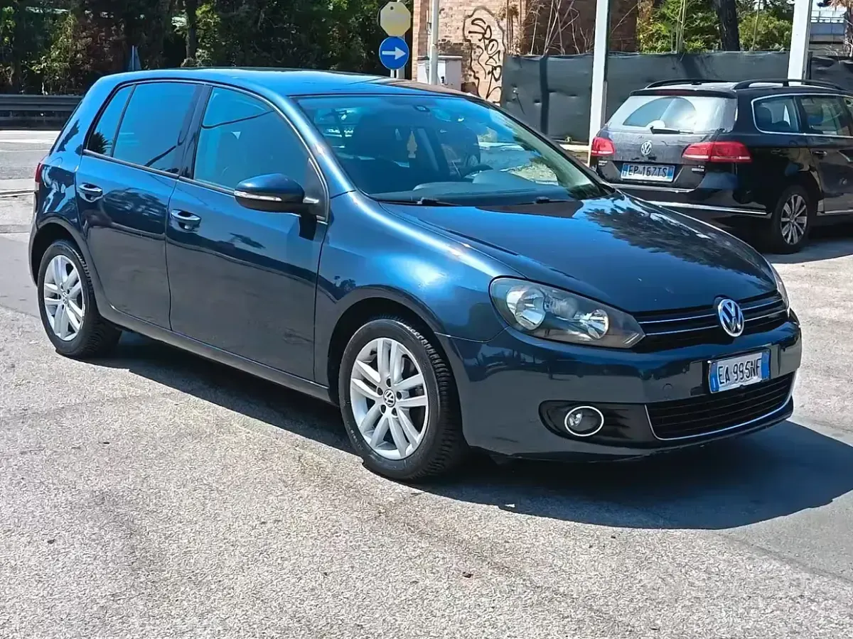 Usata VW Golf VII Highline 140 CV (102 kW) 2012 Berlina