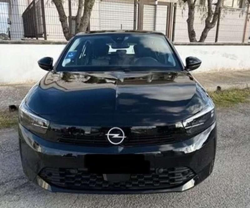 Usata Opel Corsa Ultimate 101 CV (74 kW) 2024 Nero Utilitaria