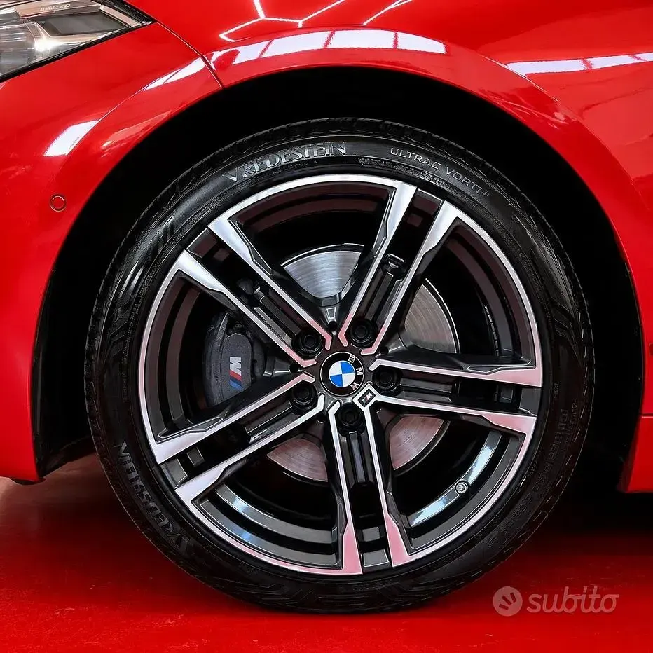 Usata BMW 116 M Sport 116 CV (85 kW) 2021 Rosso Utilitaria