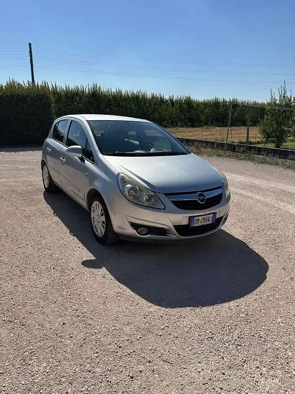 Usata Opel Corsa Club 80 CV (58 kW) 2008 Utilitaria
