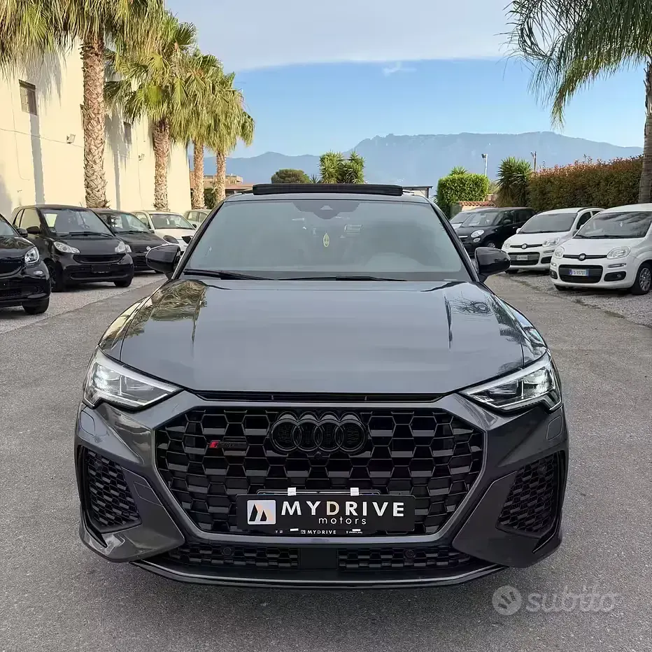 Usata Audi Q3 Ambiente 400 CV (294 kW) 2022 Grigio SUV