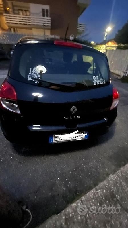 Usata Renault Clio IV 75 CV (55 kW) 2012 Nero Utilitaria