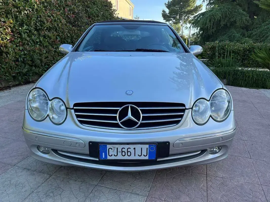 Usata Mercedes CLK200 Avantgarde 163 CV (119 kW) 2003 Argento Cabrio