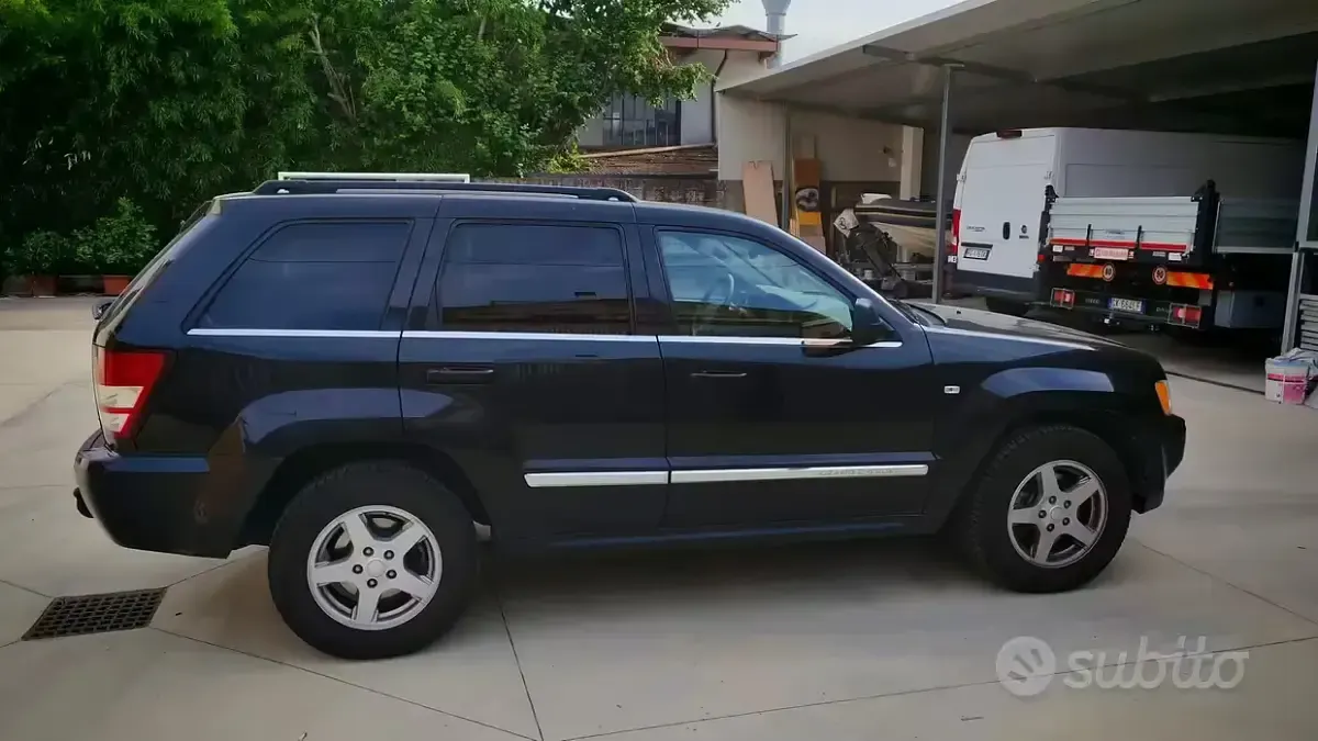 Usata Jeep Grand Cherokee 218 CV (160 kW) 2006 Nero SUV