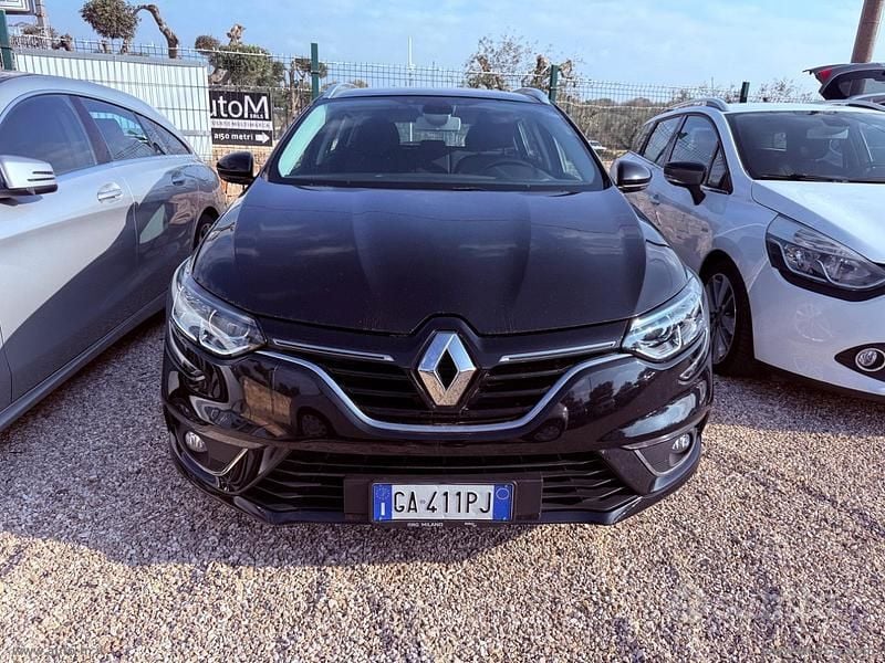 Nero Usata 2020 Renault Mégane GrandTour Business Station wagon | 8900 € (Buon prezzo) - Immagine 1/4