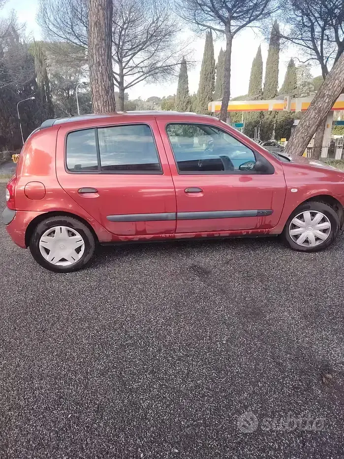 Usata Renault Clio II 58 CV (42 kW) 2006 Berlina