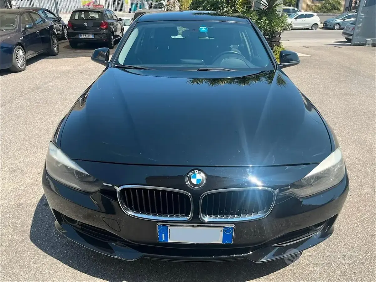 Usata BMW 318 143 CV (105 kW) 2014 Nero Station wagon