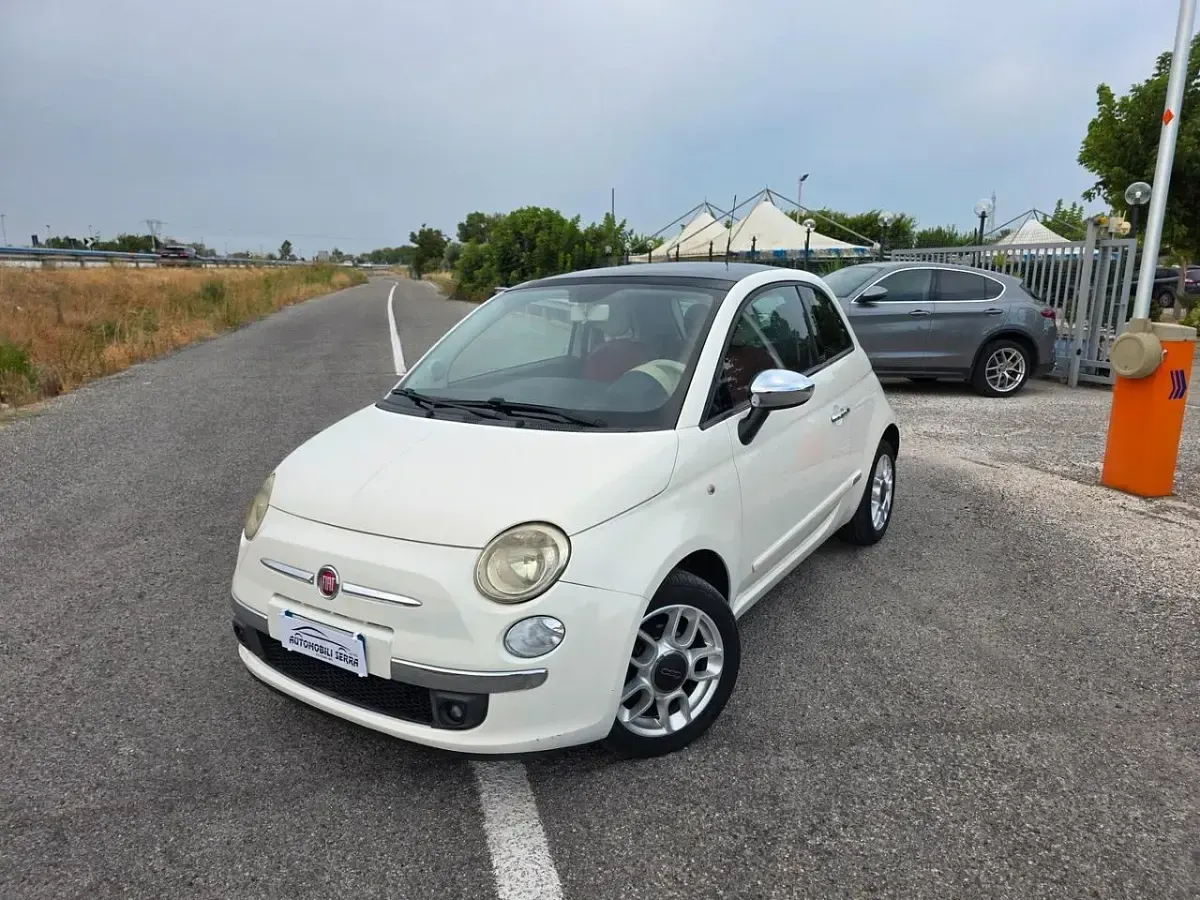 Usata Fiat 500 Lounge 75 CV (55 kW) 2008 Bianco Berlina